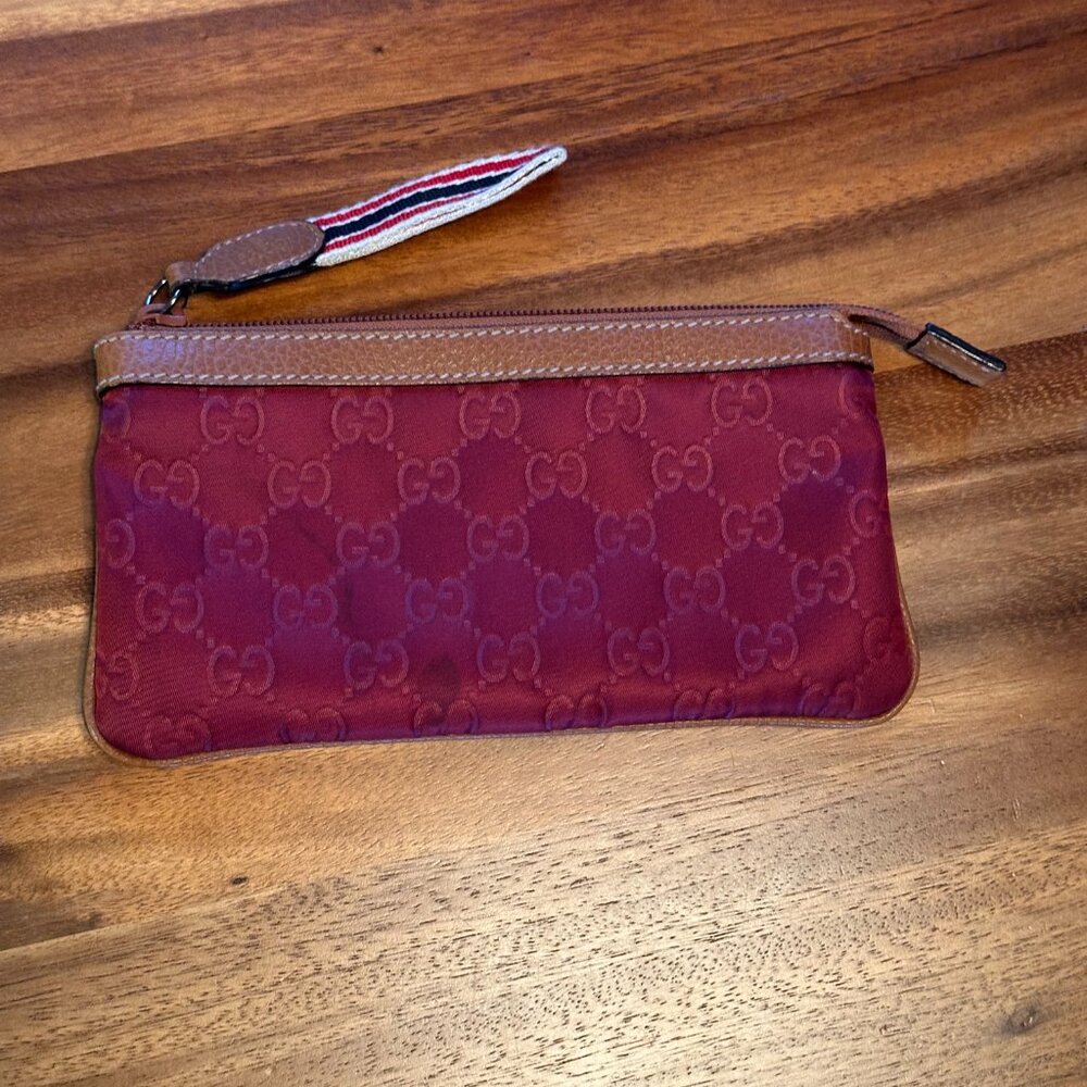 GUCCI ~ Accessory Pouch - Picture 4 of 6